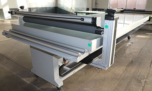Tilted Work Table Flatbed Laminator
